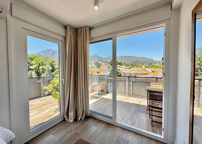 Oasis Studio Center Marbella - Eaw Homes